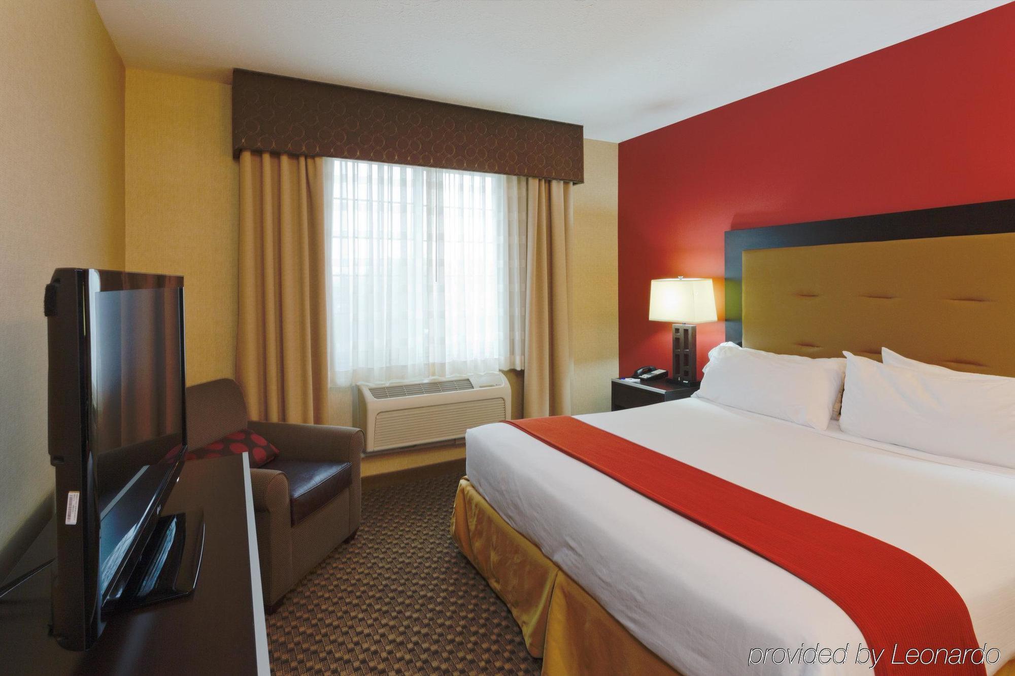 Holiday Inn Express Hotel & Suites Eugene Downtown - University By Ihg Экстерьер фото