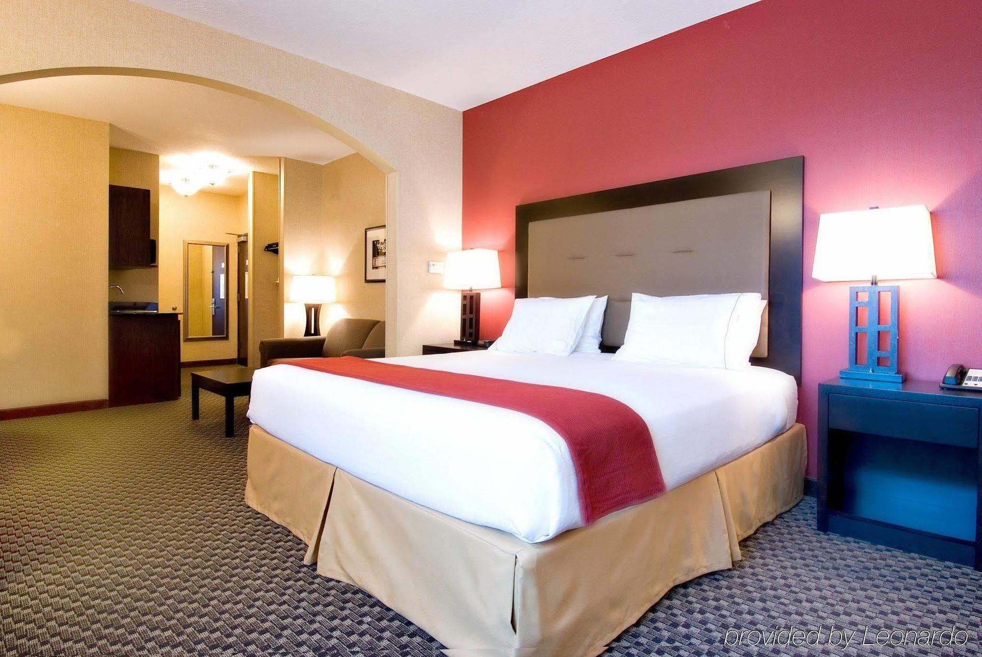 Holiday Inn Express Hotel & Suites Eugene Downtown - University By Ihg Номер фото
