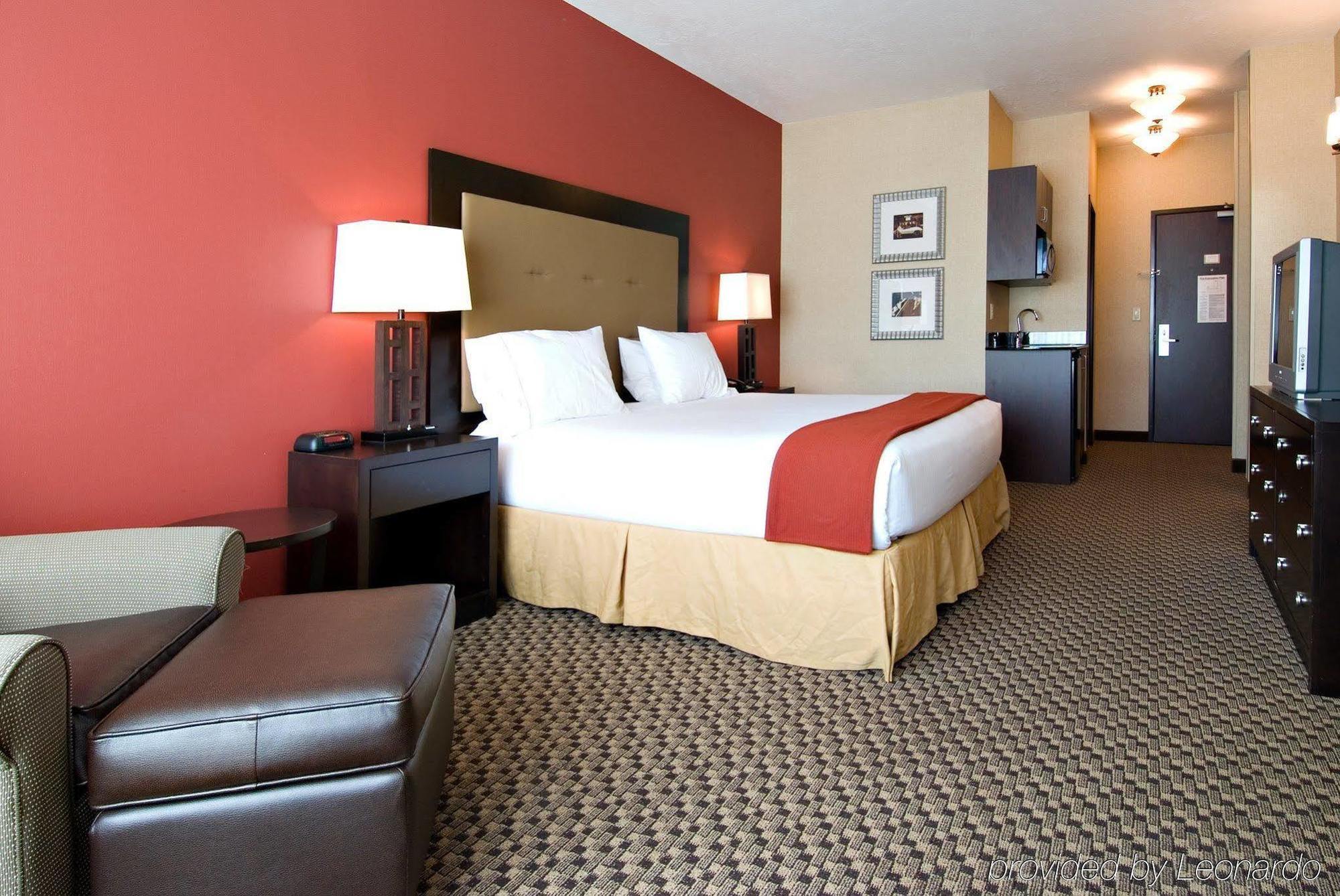 Holiday Inn Express Hotel & Suites Eugene Downtown - University By Ihg Номер фото