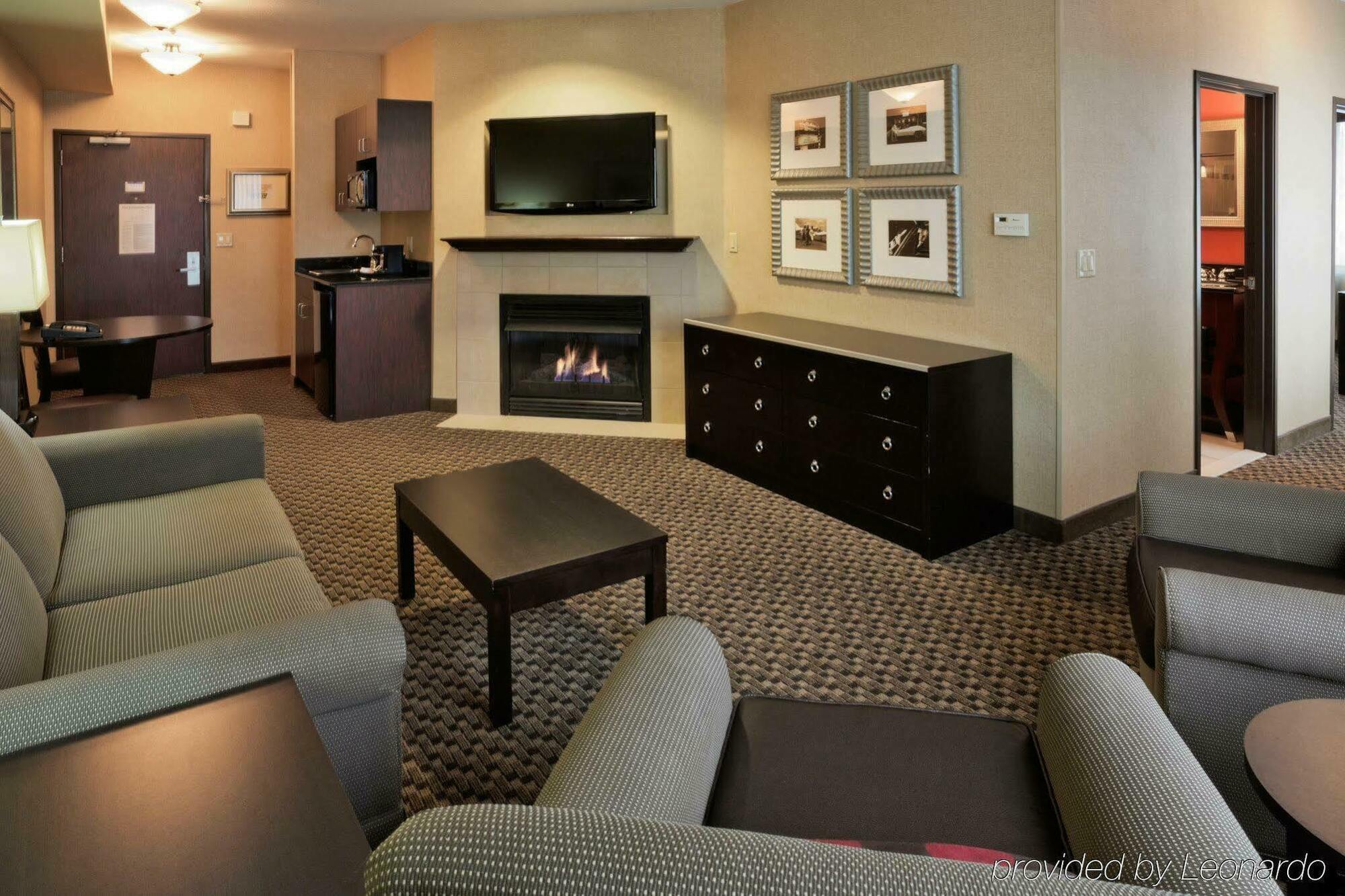 Holiday Inn Express Hotel & Suites Eugene Downtown - University By Ihg Экстерьер фото