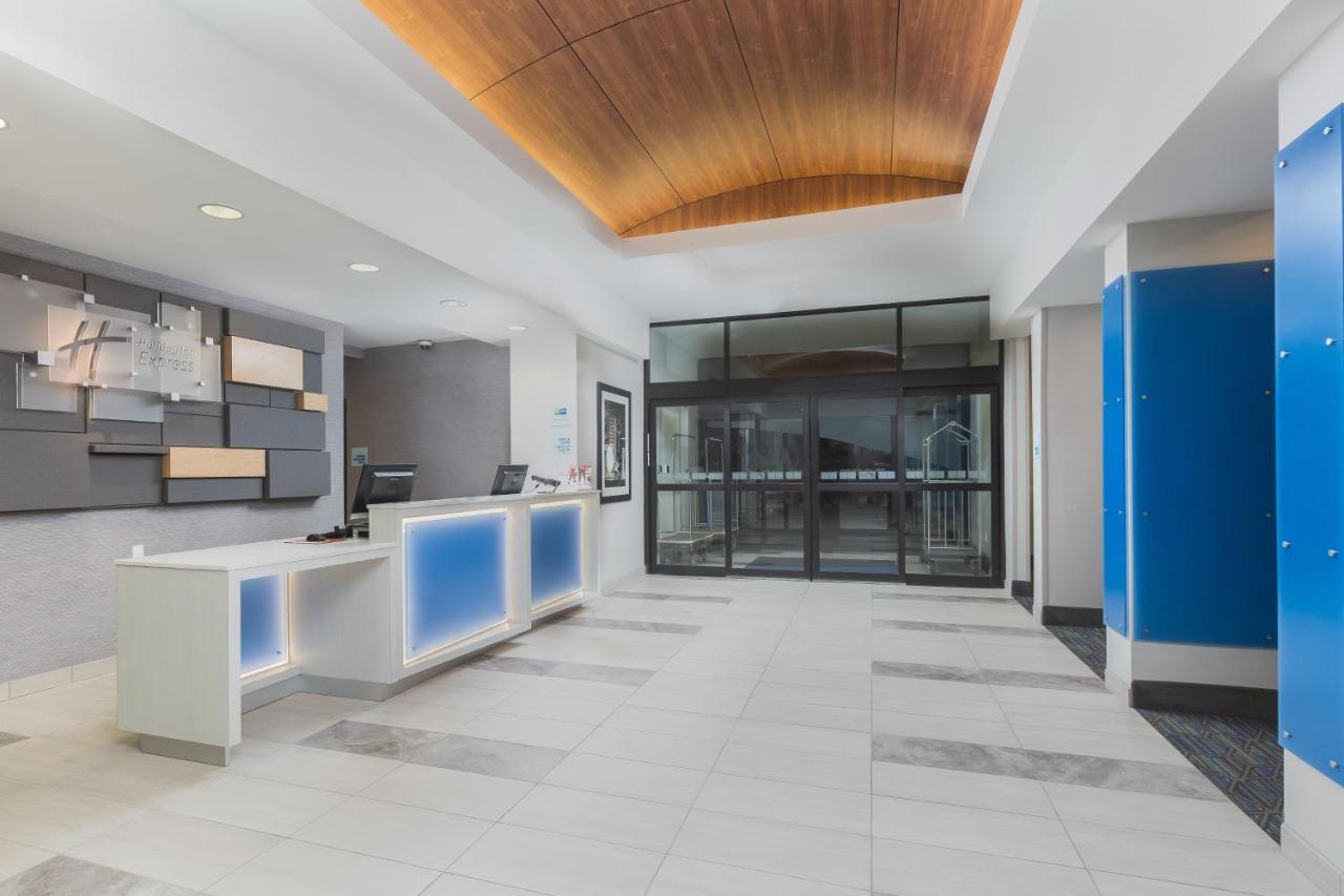 Holiday Inn Express Hotel & Suites Eugene Downtown - University By Ihg Экстерьер фото